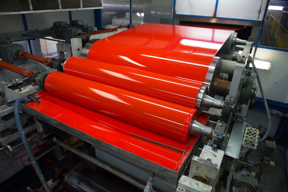 Компания «Прочная сталь» предоставляет услуги по окраске полимерных рулонов